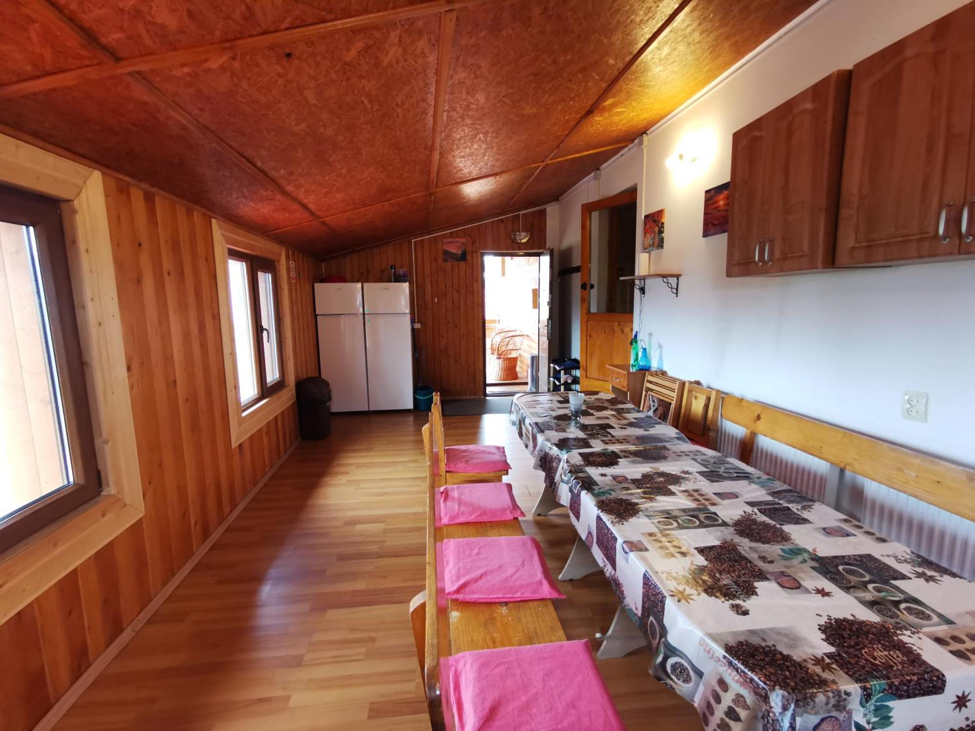 Nona Highland Home Moieciu de Jos Exterior photo